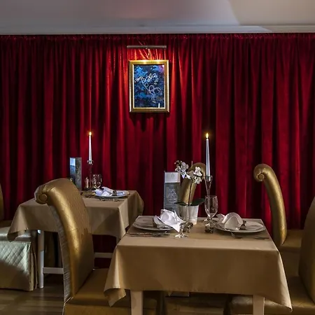 Erla Boutique 4* Eger