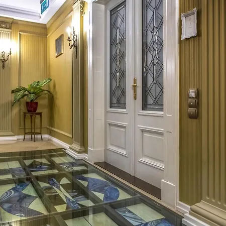 Erla Boutique Hotel 4*