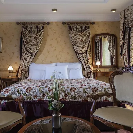 Erla Boutique 4*