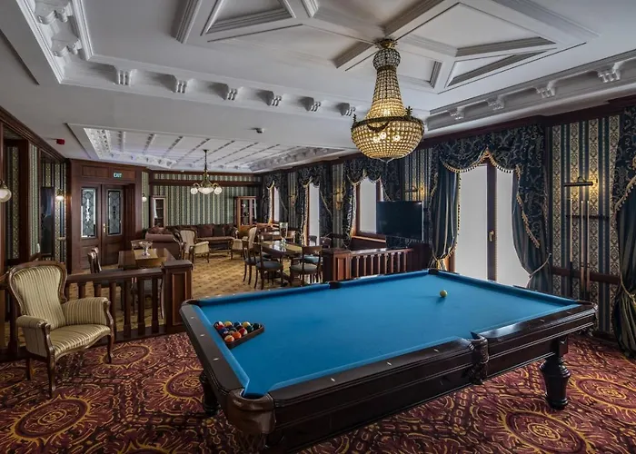 Erla Boutique 4* אגר
