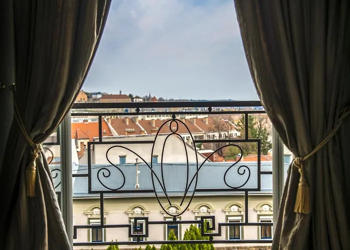 Erla Boutique Eger